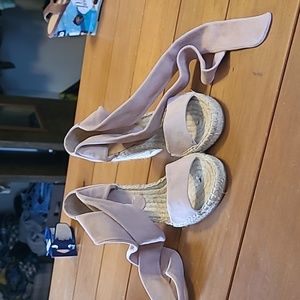 Splendid esparadills bnwt